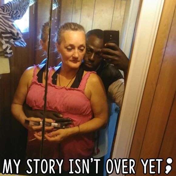 Meet your Posher, Lisa - Picture 1 of 1